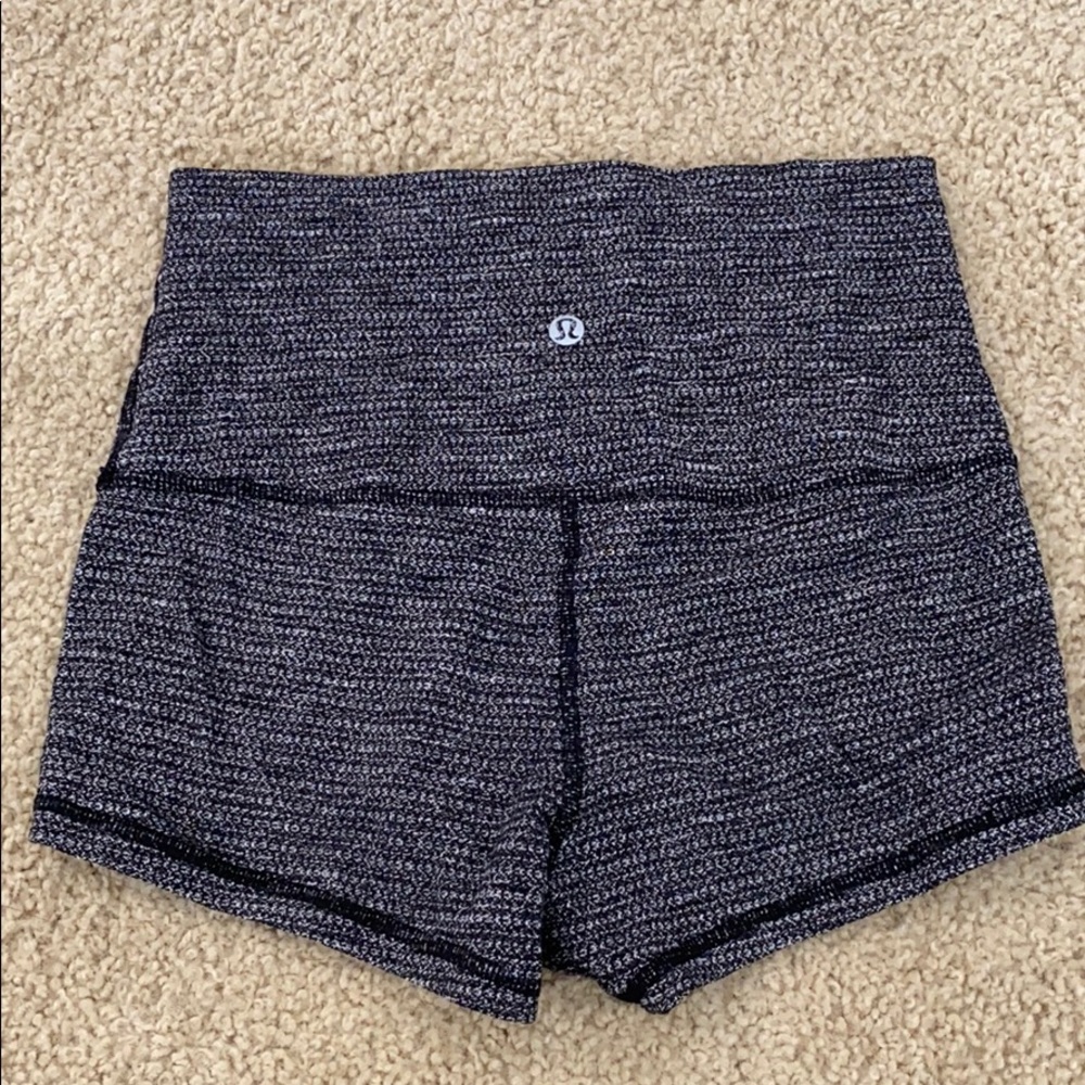 Lululemon Wunder Under Shorta